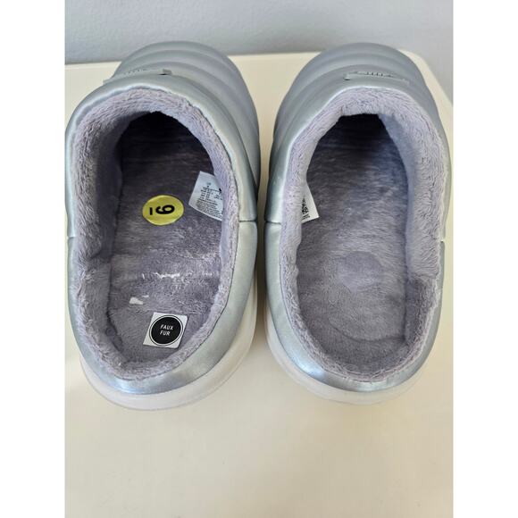 Nike Burrow SE Metallic Silver Slides Women's Size 9 Streetwear Comfort Cozy - Picture 7 of 8